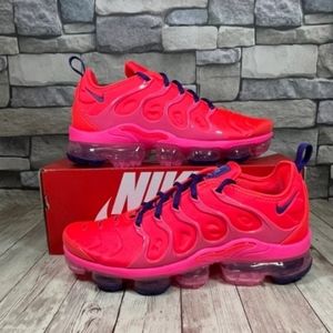 Vapormax Plus Crimson